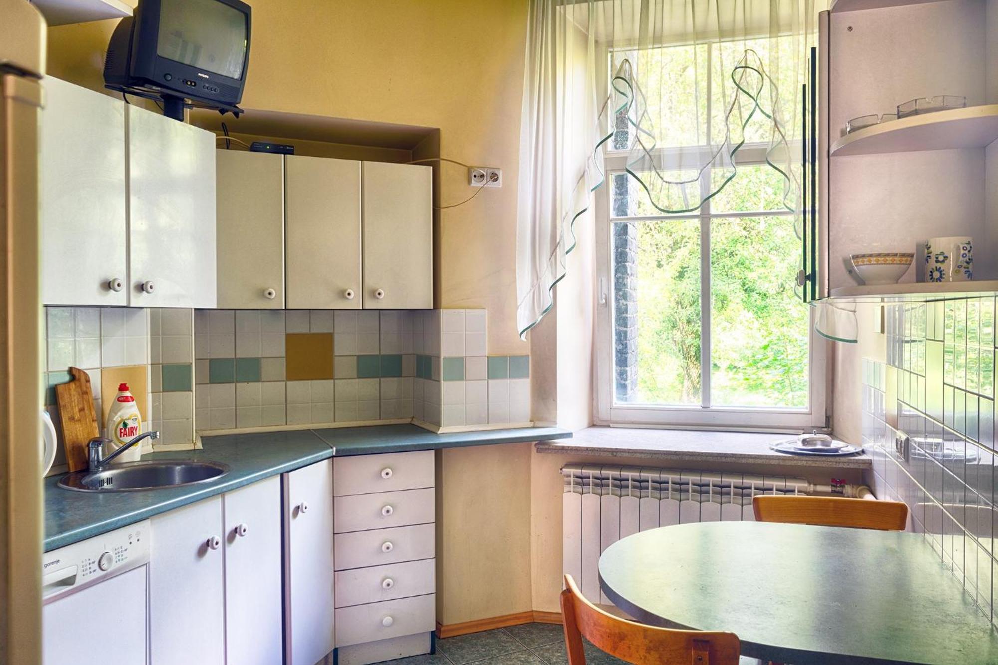 Private With Balcony Next To Station Vilnius